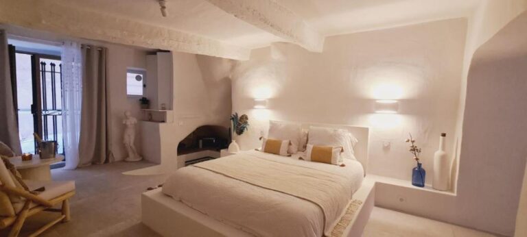 chambre loveroom lacesarine 768x346