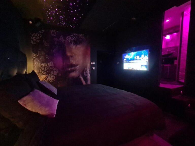 chambre sexyloveroom 768x576