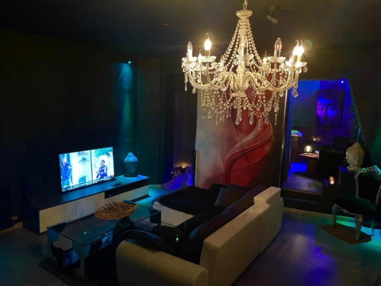 loveroom21 768x576
