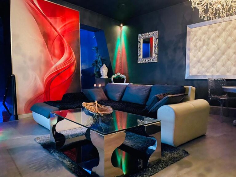 loveroom21 salon 768x576