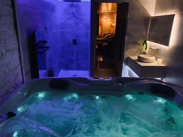 loveroom21 spa 768x576